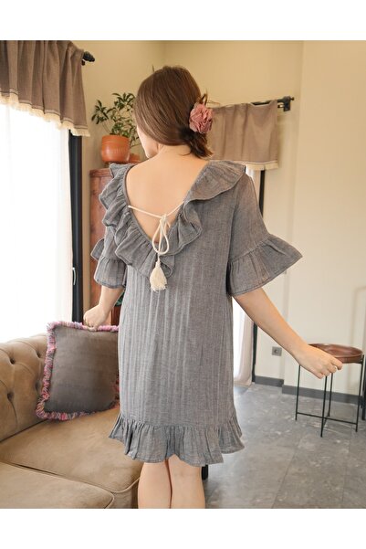 Su Koleksiyon Rochie laterală mini cu volane fără spate