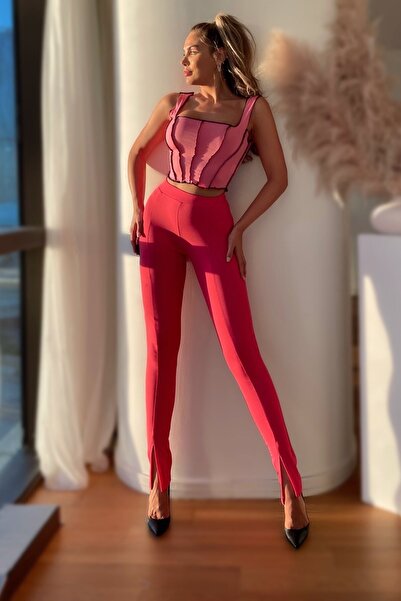 boutiquen 1556 Paçası Yırtmaç Detaylı Beli Lastikli Pembe Pantolon