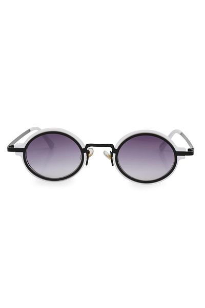 TomyHelf Uv400 Protected White Frame Black Gradient Glass Oval Women Sunglasses
