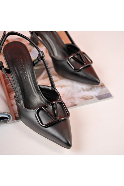 PASSAGE SHOES Women's Skin Buckle Detailed Heeled Shoes 3066