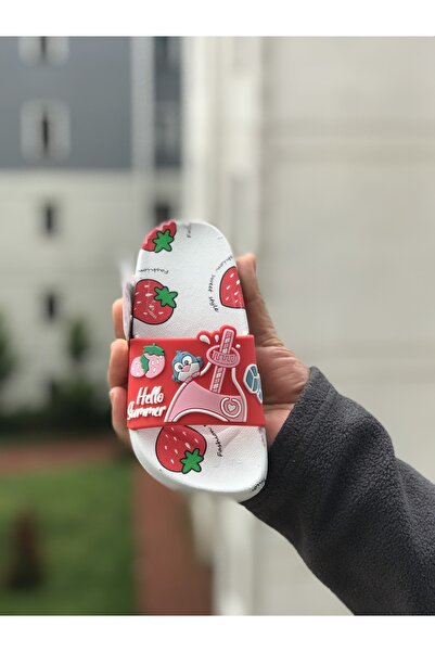 Bold Boutique Kız Çocuk Çilek Desenli Kaydırmaz Taban Terlik Sandalet Havuz Yumuşak Taban Terlik