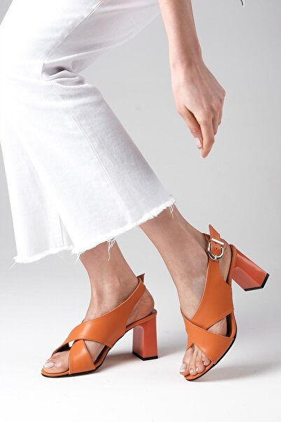 Mio Gusto Mia Orange Color Women's Heeled Sandals