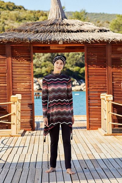 Adasea Stripe Patterned Black Hijab Swimsuit