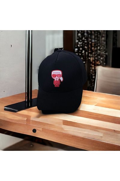 KARLLAGERFELT Унисекс шапка с детайлно лого Karl