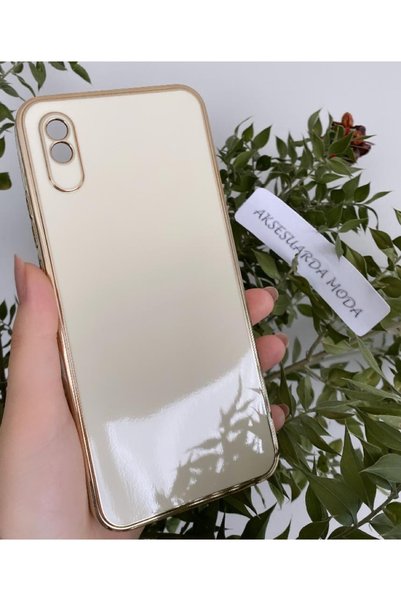 Aksesuarda Moda Redmi 9a Compatible Gold Detailed Laser Cut Case