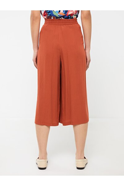 LC Waikiki Beli Lastikli Rahat Kalıp Kadın Capri