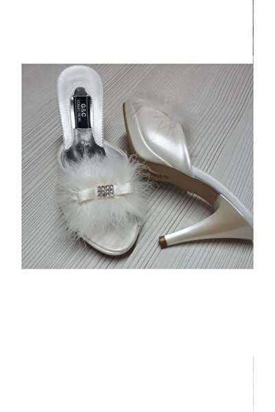 STYLE G&C COLLECTION 175 Women's House Slippers - Ecru