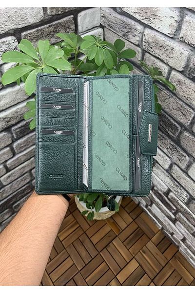 GUARD Hand Portfolio with Green Zipper and Leather Placket