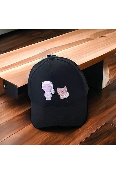 KARLLAGERFELT Детайлна унисекс шапка