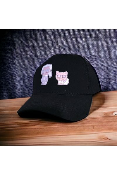 KARLLAGERFELT Детайлна унисекс шапка