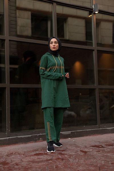 CNG MODA Women's Glitter Stripe Green Hijab Tracksuit Set