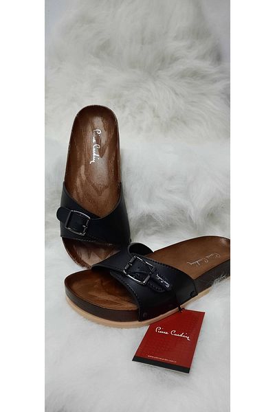 Pierre Cardin Women's Black Anatomical Sole Slippers