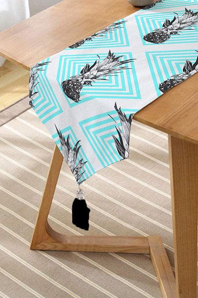 Realhomes Alergăre triunghiular cu smocuri decorative cu model de ananas geometric