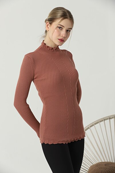 VEGENZE Pulover de damă Dusty Rose cu mâneci și guler din dantelă cu volane