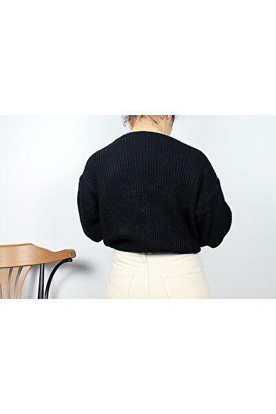 Bisou Women's Thick Knitwear Cardigan with Stoned Buttons