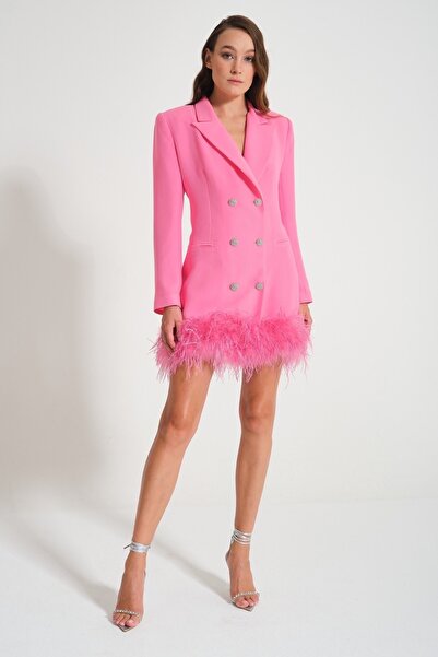 TARA COŞKUNTUNCEL Pembe Blazer Tüylü Kruvaze Taşlı Düğmeli Ceket Elbise
