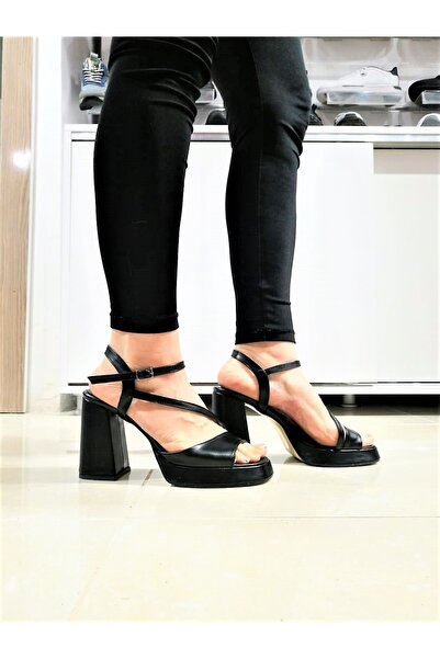 PUNTO Arme Cıty Ac5291990 Платформа на товстому каблуці з ремінцем