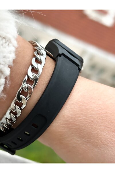 Q&Q Brand Black Color, Silicone Band, Small Case, Wristwatch with Numbers + Bracelet