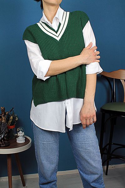 Damla Striped Winter V-Neck Sweater