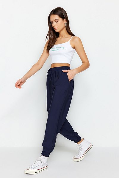 Trendyol Collection Темно-сині ткані штани джоггер TWOSS20PL0129