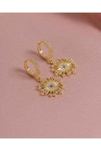 eva silvera Zirkon Taşlı Sallantılı Etnik Desenli Çiçekli Gümüş Küpe Gold Kaplama Anti Alerjik 925 Ayar Gümüş