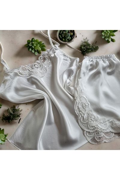Lasilla White Satin Nightgown Set