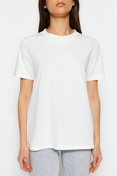 Trendyol Collection Ecru 100% bavlna Premium Basic Crew Pletené tričko s výstřihem TWOSS23TS00042