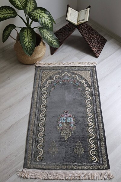 Bilenler Kadife Seccade Astarlı Lüks Gri 70x110 cm – Çiçek Desenli, Yumuşak Doku