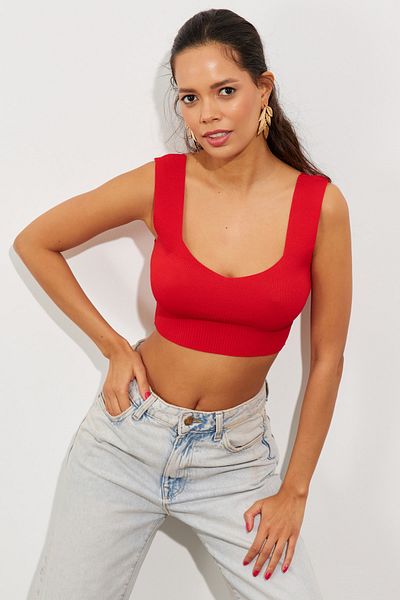 Cool & Sexy Women's Red Knitwear Crop Undershirt YV118