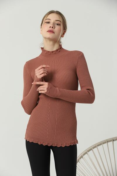 VEGENZE Pulover de damă Dusty Rose cu mâneci și guler din dantelă cu volane