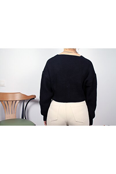 Bisou Women's Thick Knitwear Cardigan with Stoned Buttons