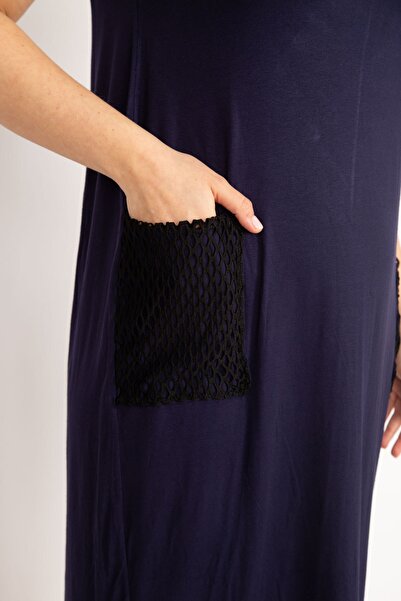 Şans Жіноча темно-синя сукня великого розміру з кишенями та сітчастими вставками, коротким рукавом, віскоза 65n36008