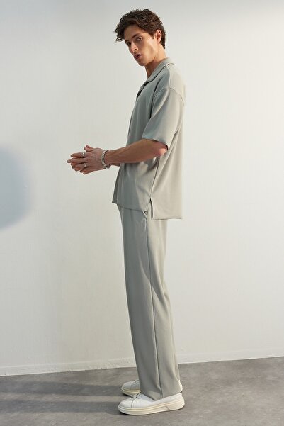 Trendyol Collection Limitovaná edice kamenné/široké nohavice s texturou, nemačkavé, jednodílné tepláky se skrytou šňůrou Tmnss23Ea00013