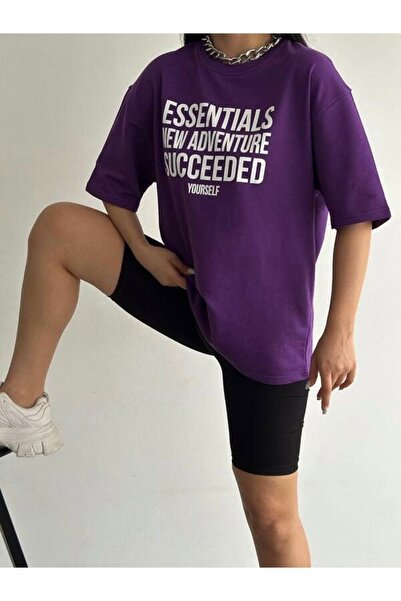 Benisengiydir تيشيرت نسائي برقبة دائرية مقاس كبير باللون الأرجواني من Essentals