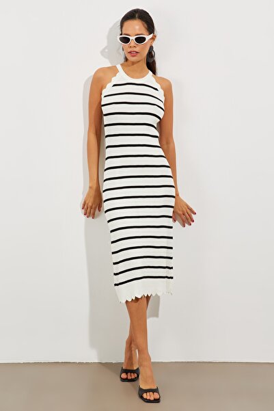 Cool & Sexy Dámské bílé pruhované úpletové šaty Midi SF2173