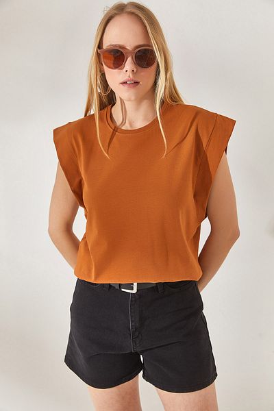 Olalook Hellbraunes Achselstück-Fledermaus-T-Shirt für Damen TSH-19000330