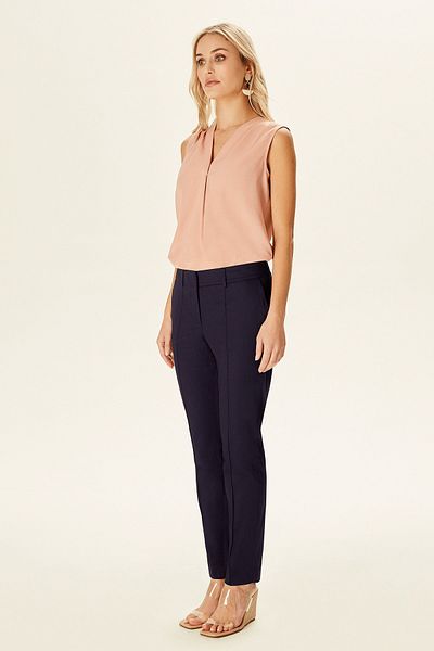 Naramaxx Classic Form Trousers