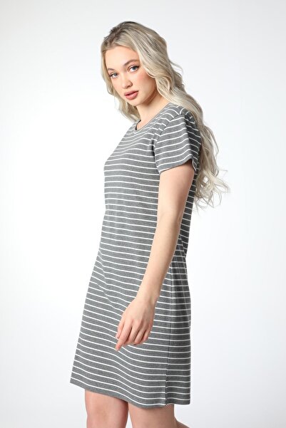 defys Γυναικείο φόρεμα με κοντό μανίκι με ρυθμισμένη εφαρμογή σε σκούρο γκρι-λευκό