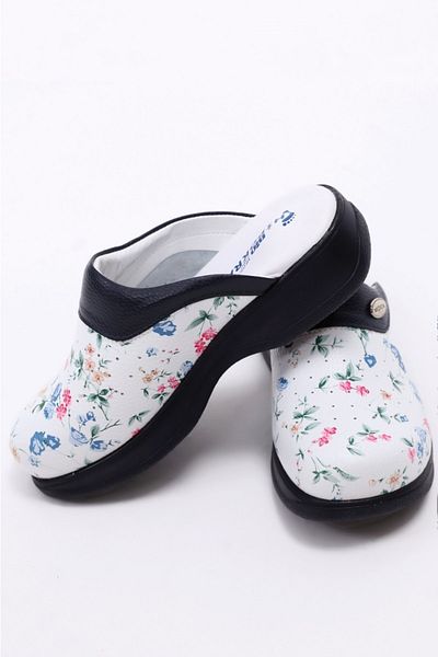 BİO HİPOKRAT Bio Hippocrat Floral Patterned Orthopedic Sabo Slippers