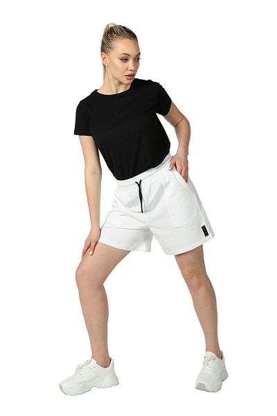 defys Woman's White Shorts