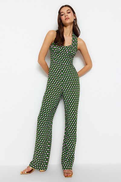 Trendyol Collection Zelený maxi tkaný overal s geometrickým vzorem TWOSS23TU00071
