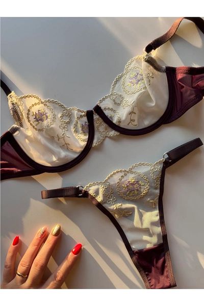 Cillop Sutien de damă cu dantelă detaliată cu motiv floral și chiloți cu design șir
