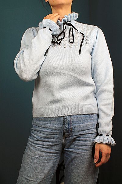 Bisou Pulover de damă cu fundă pe mâneci și guler