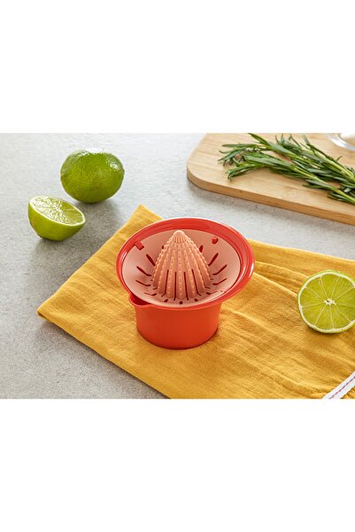 English Home Mini Squeezer Plastik Lımon Sıkacağı 10 Cm Kırmızı