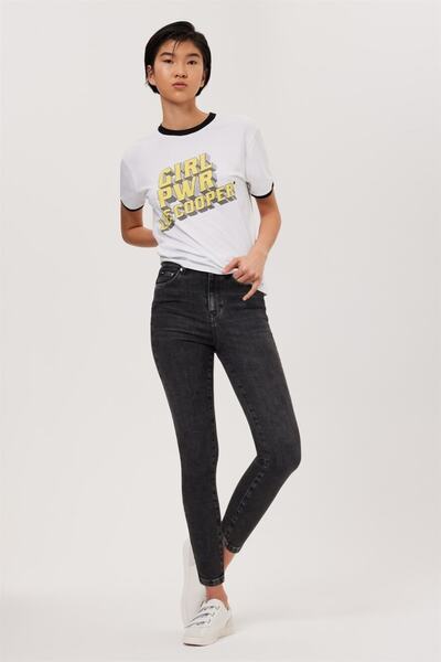 Lee Cooper   بنطال جينز نسائي بقصة ضيقة - خصر عالي وساق ضيقة Jaycee Vbl Mid