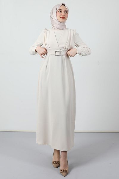Giza Giyim Κρέμα Φόρεμα Hijab με λεπτομέρεια με πούπουλα