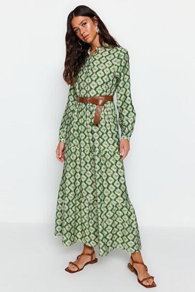 Trendyol Modest Φούστα με πράσινη ζώνη με λουλουδάτο μοτίβο υφασμένο φόρεμα TCTSS23EB00111