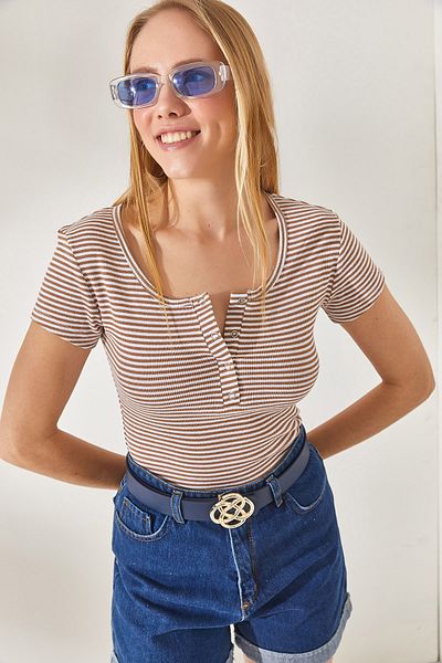 Olalook Gestreifte beige Camisole-Bluse zum Anstecken für Damen BLZ-19000171