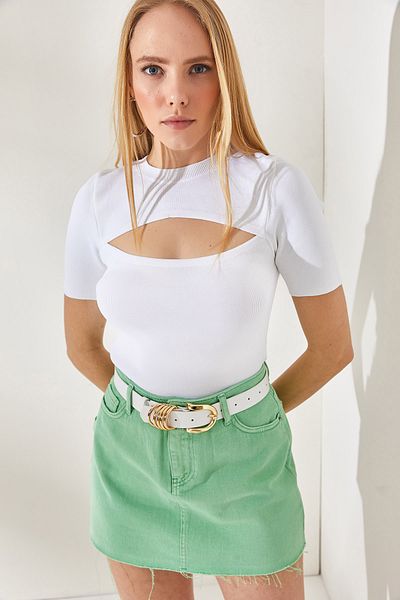 Olalook Bluză de tricotaje crop cu detalii White Kiss pentru femei BLZ-19002243