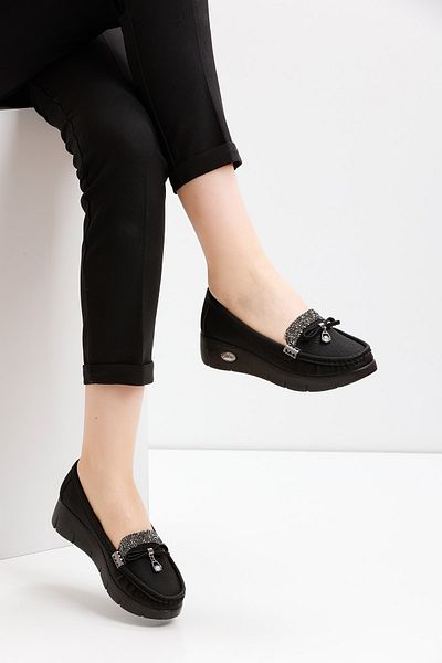 en7 Mocasini negri de damă 0004a